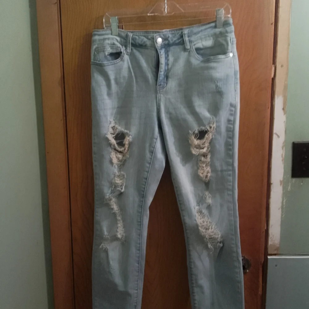 Judy Blue chic distressed